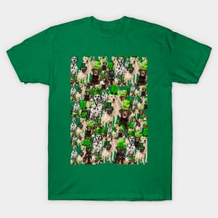 Shamrock pattern green background, st patricks dog hat pattern T-Shirt